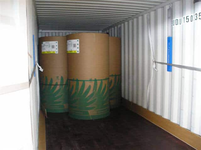 Flatboard inside a container protection